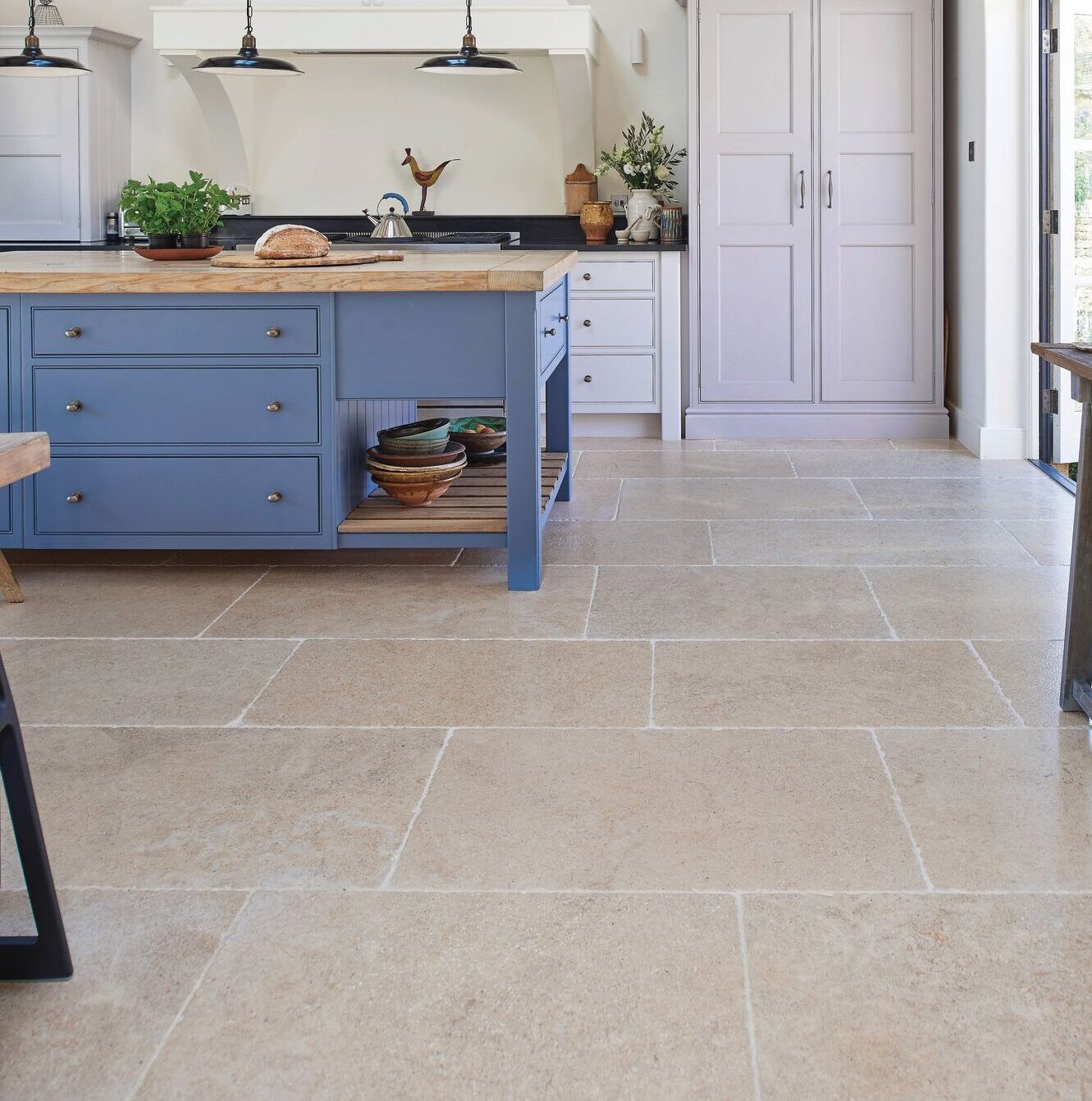 The Royston Kitchen and Bathroom Company LTD |Kitchens | Bathrooms | Tiles and Flooring