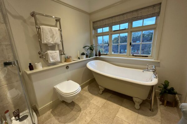 The Royston Kitchen and Bathroom Company LTD |Kitchens | Bathrooms | Tiles and Flooring